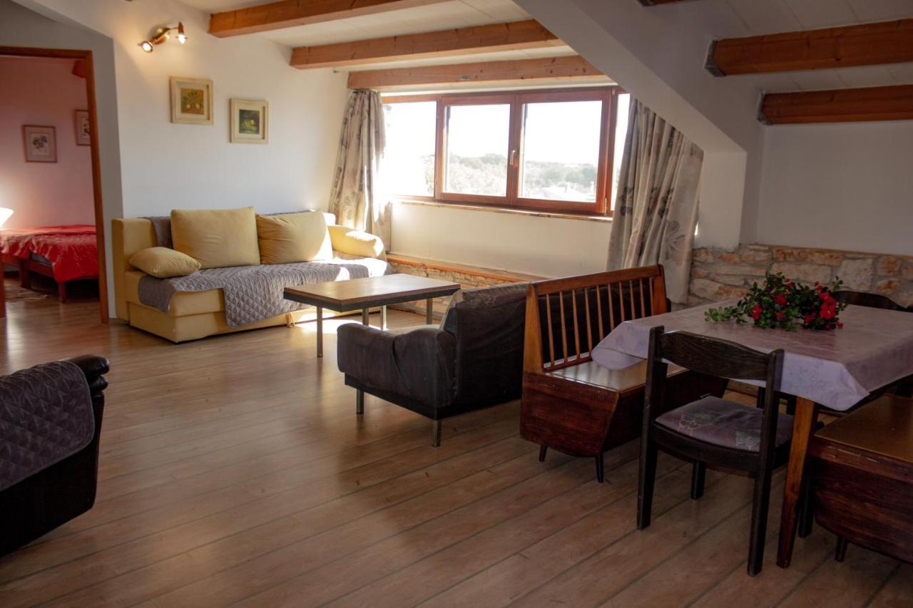 Eti And Mia Holiday Apartments Muntić Zewnętrze zdjęcie