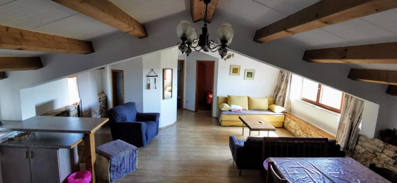 Eti And Mia Holiday Apartments Muntić Zewnętrze zdjęcie